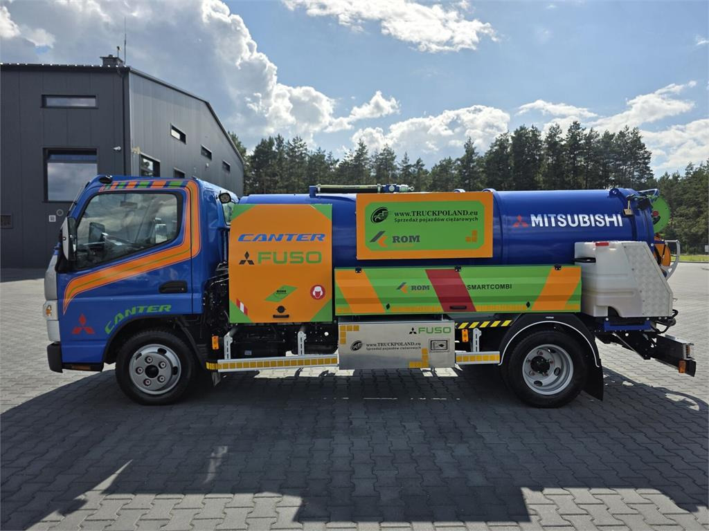 Mitsubishi ROM KOKS SMART COMBI WUKO HOT WATER FOR CLEANING S - Municipal/ Special vehicle: picture 4 Mitsubishi ROM KOKS SMART COMBI WUKO HOT WATER FOR CLEANING S - Municipal/ Special vehicle: picture 4