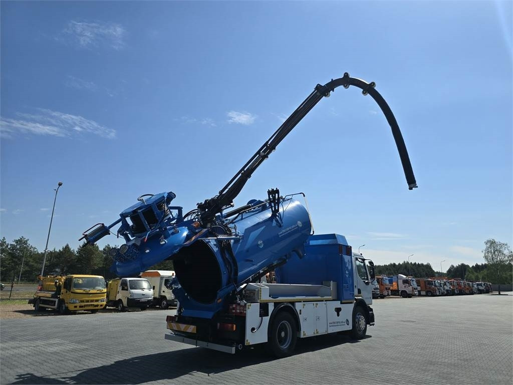 Renault WUKO RIVARD - Municipal/ Special vehicle: picture 1 Renault WUKO RIVARD - Municipal/ Special vehicle: picture 1