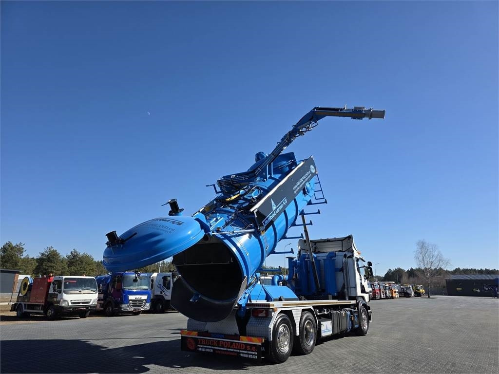 Scania Larsen FlexVac 311 Vacuum suction loader  - Municipal/ Special vehicle: picture 1 Scania Larsen FlexVac 311 Vacuum suction loader  - Municipal/ Special vehicle: picture 1