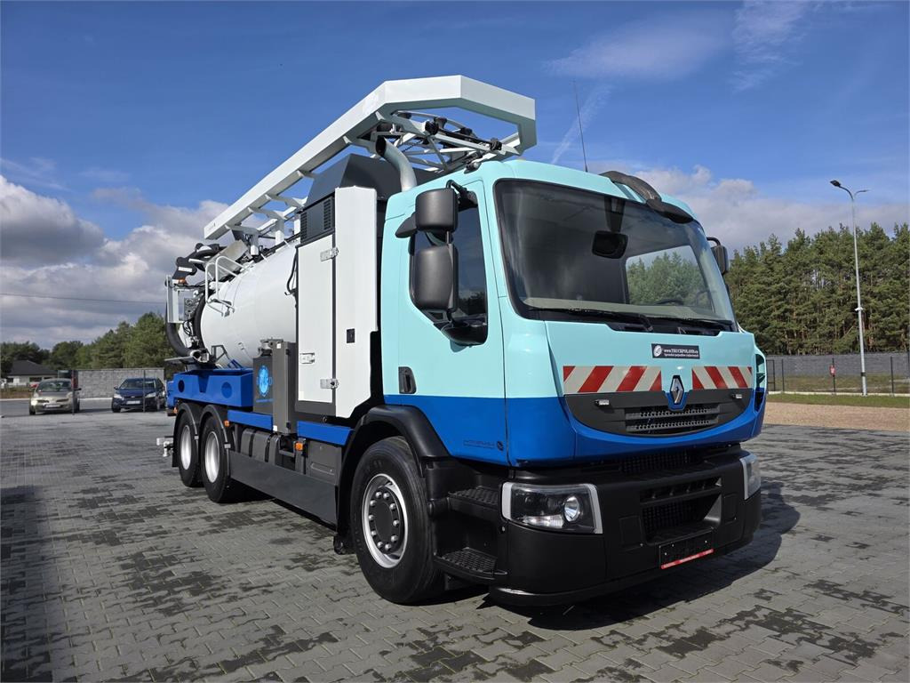 Renault for collecting liquid waste - Vacuum truck: picture 2 Renault for collecting liquid waste - Vacuum truck: picture 2