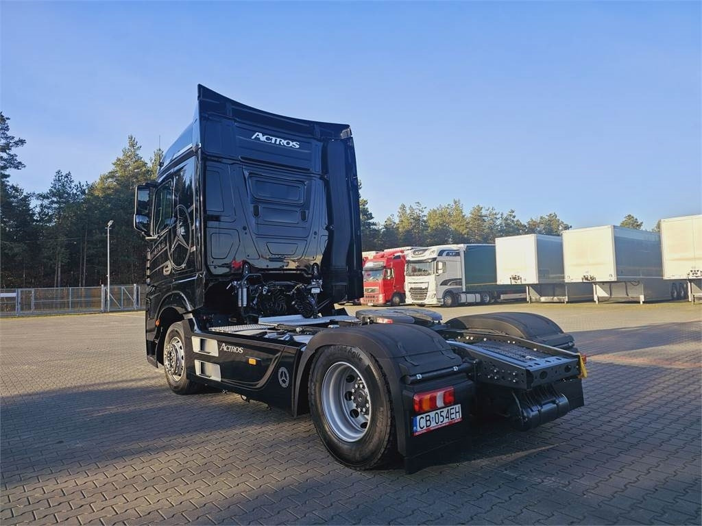 Mercedes-Benz ACTROS 1843 - Tractor unit: picture 3 Mercedes-Benz ACTROS 1843 - Tractor unit: picture 3