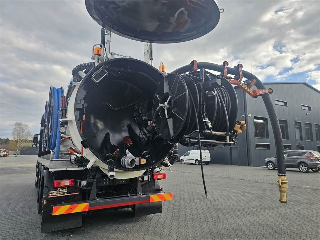 Vacuum truck Volvo WUKO ADR ROLBA FOR CLEANING CHANNELS COMBI: picture 5