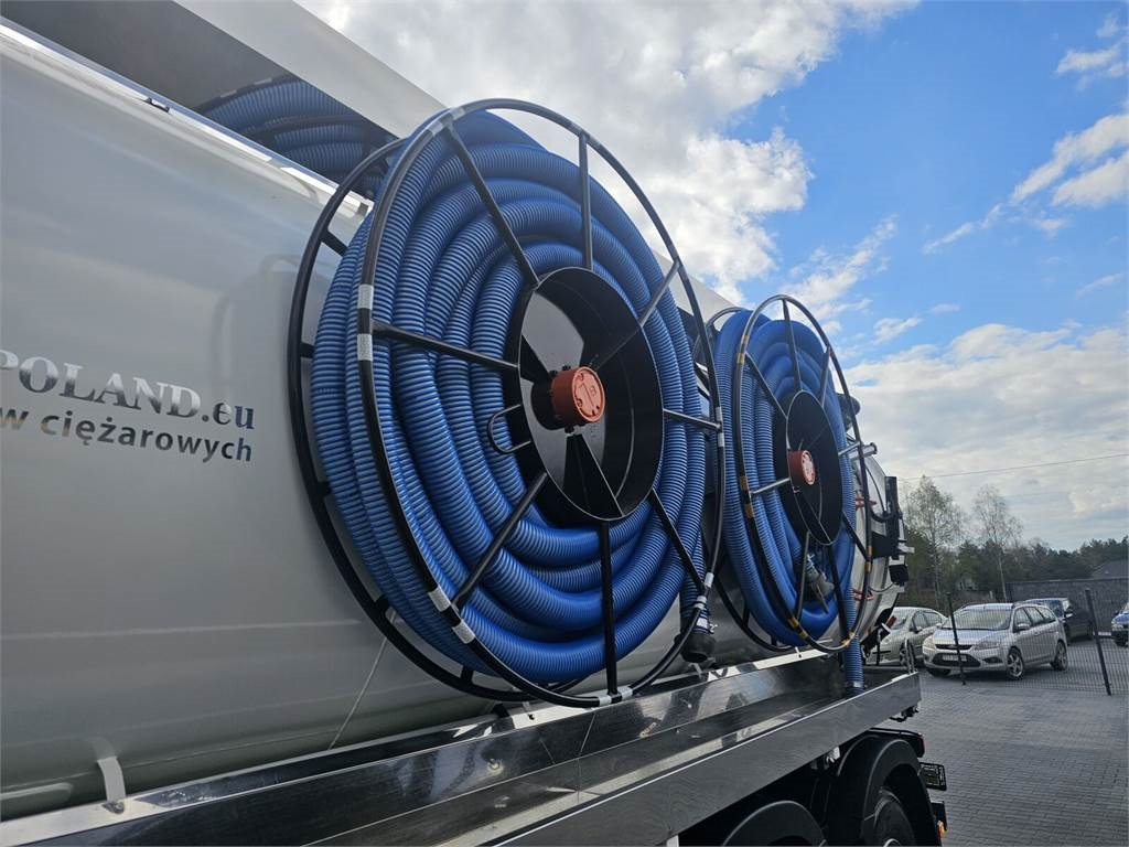 Vacuum truck Volvo WUKO ADR ROLBA FOR CLEANING CHANNELS COMBI: picture 12