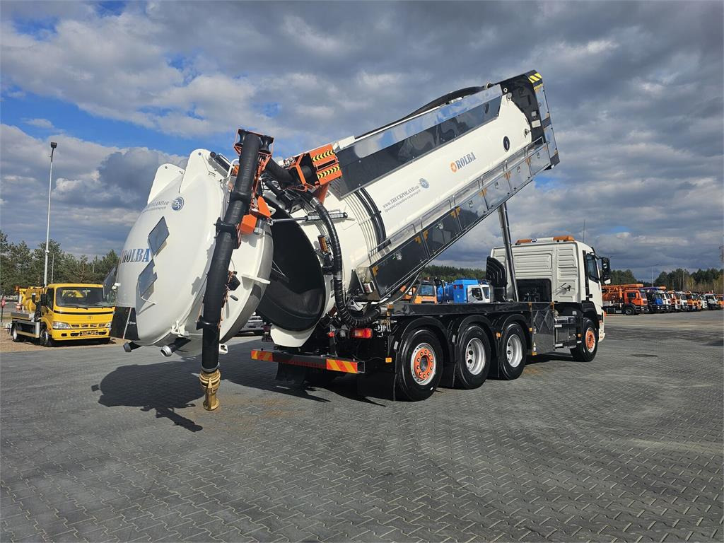 Volvo WUKO ADR ROLBA FOR CLEANING CHANNELS COMBI - Vacuum truck: picture 2 Volvo WUKO ADR ROLBA FOR CLEANING CHANNELS COMBI - Vacuum truck: picture 2