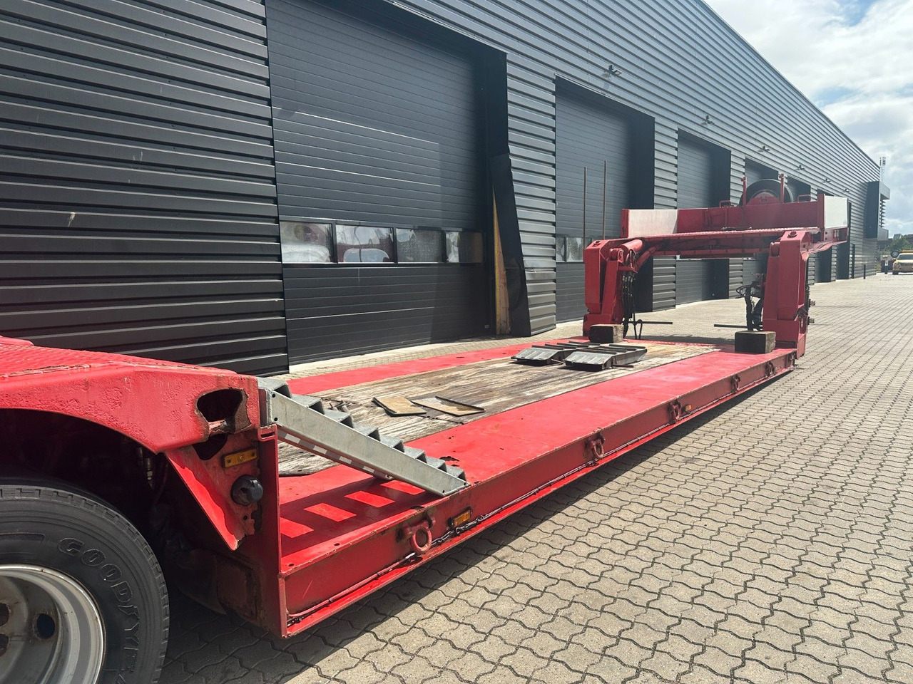 Faymonville Megamax 2 achs. tiefbett - Low loader semi-trailer: picture 3 Faymonville Megamax 2 achs. tiefbett - Low loader semi-trailer: picture 3