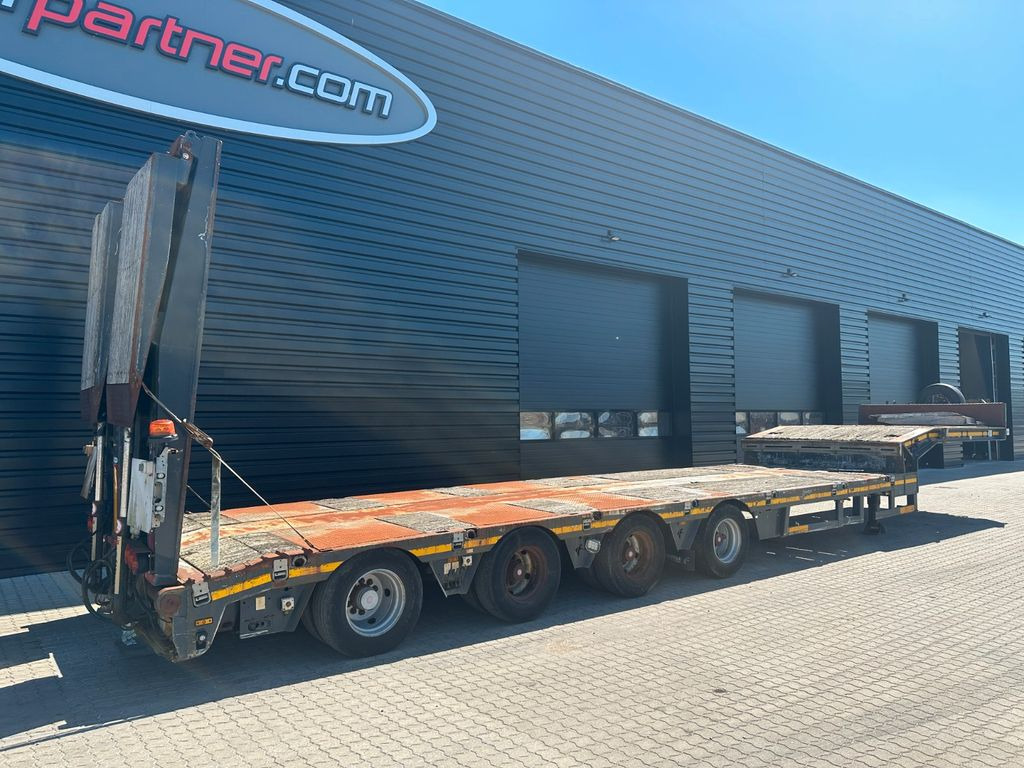 Faymonville Multimax 4 achs tieflader / ausziehbar Faymonville Multimax 4 achs tieflader / ausziehbar - Low loader semi-trailer: picture 2 Faymonville Multimax 4 achs tieflader / ausziehbar Faymonville Multimax 4 achs tieflader / ausziehbar - Low loader semi-trailer: picture 2