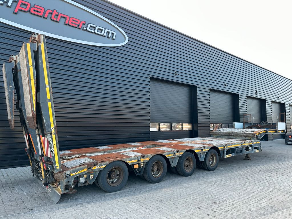 Faymonville Multimax tieflader / Zwangsgelenkt/ Baggermulde Faymonville Multimax tieflader / Zwangsgelenkt/ Baggermulde - Low loader semi-trailer: picture 2 Faymonville Multimax tieflader / Zwangsgelenkt/ Baggermulde Faymonville Multimax tieflader / Zwangsgelenkt/ Baggermulde - Low loader semi-trailer: picture 2