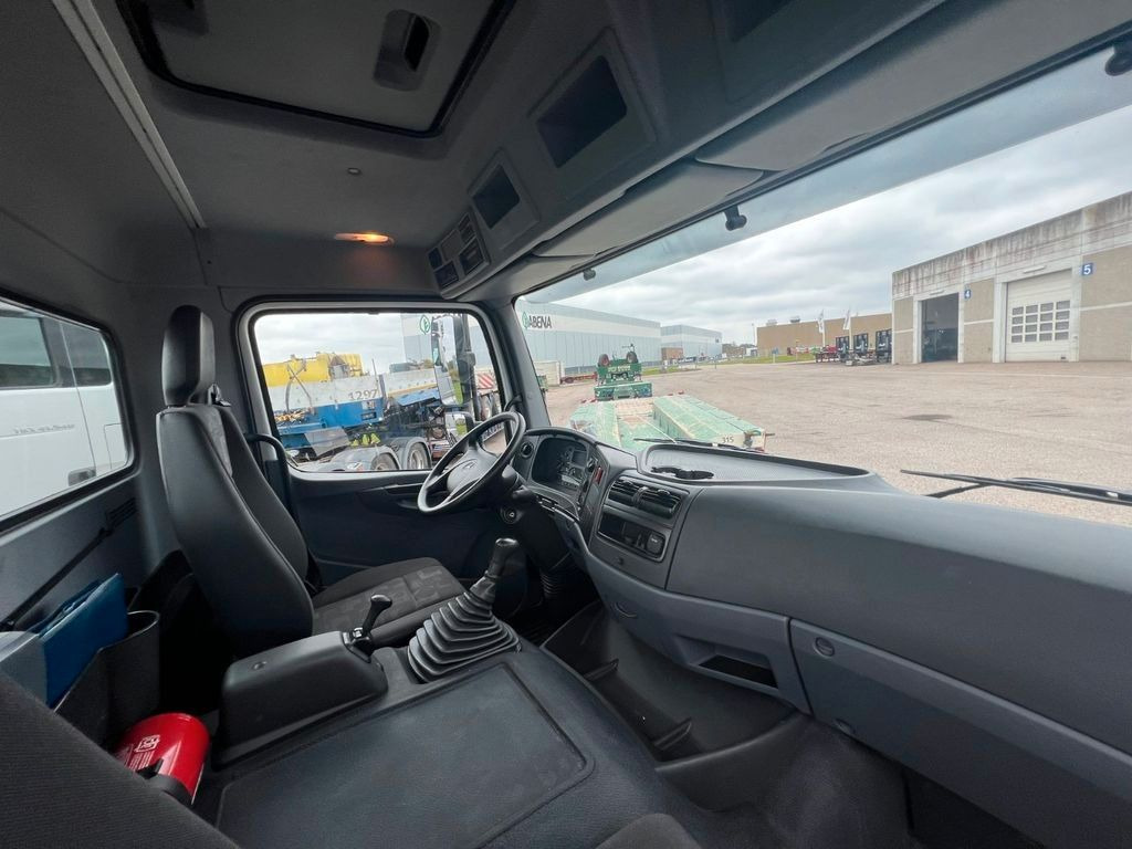Tractor unit Mercedes-Benz Atego 1328 LS 4x2 + Diagnose Auflieger: picture 11