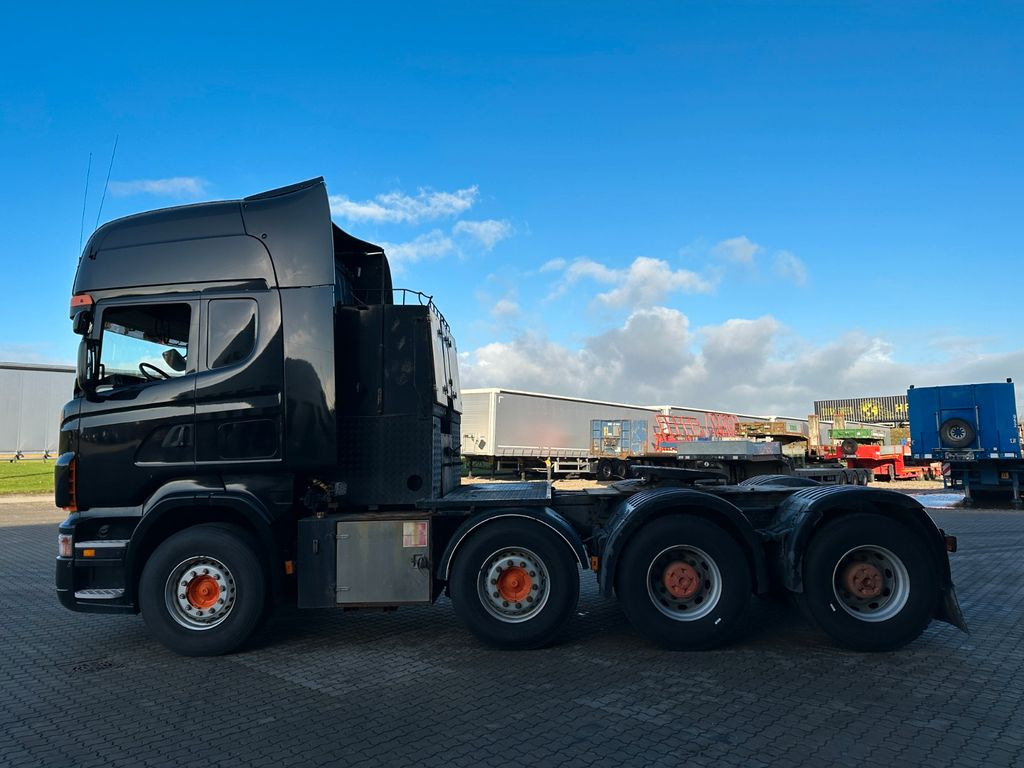 Tractor unit Scania R620 8x4: picture 8