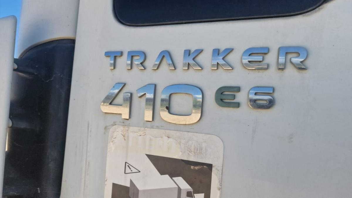 Tipper Iveco Trakker 410: picture 6