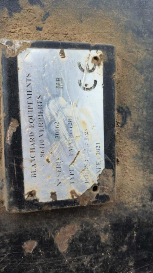 MB Crusher MB-G1200 - Grapple for Construction machinery: picture 5 MB Crusher MB-G1200 - Grapple for Construction machinery: picture 5