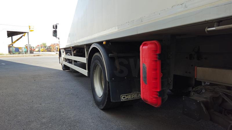 Renault Midlum 270 DXI - Refrigerator truck: picture 5 Renault Midlum 270 DXI - Refrigerator truck: picture 5