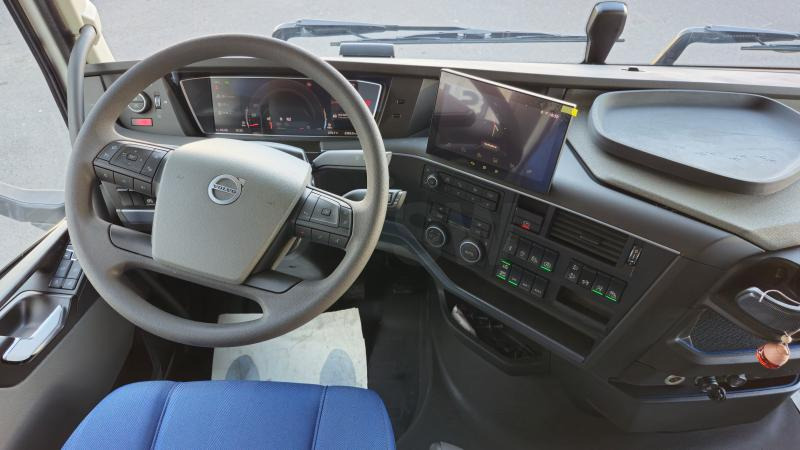 Volvo FH 500 Globetrotter XXL (Location / Rent) - Tractor unit: picture 5 Volvo FH 500 Globetrotter XXL (Location / Rent) - Tractor unit: picture 5