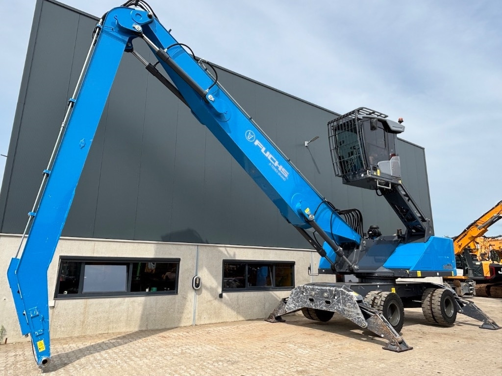Fuchs MHL 350 F - Waste/ Industry handler: picture 2 Fuchs MHL 350 F - Waste/ Industry handler: picture 2