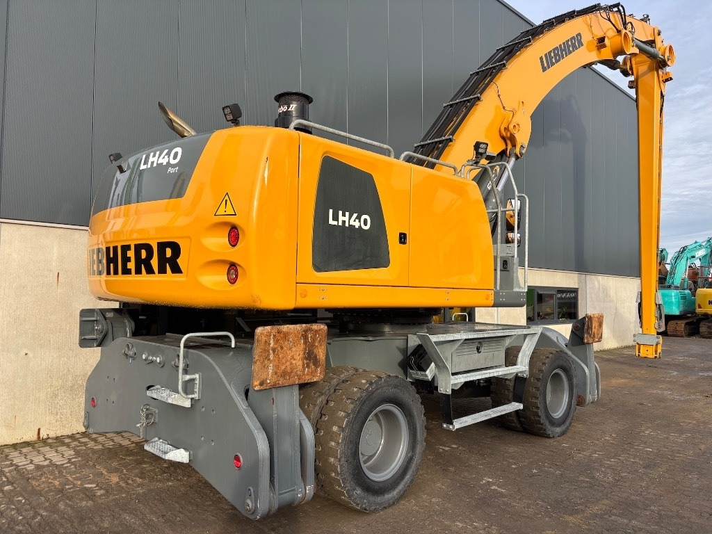 Liebherr LH 40 - LH 40 Port - LH 50 - Waste/ Industry handler: picture 5 Liebherr LH 40 - LH 40 Port - LH 50 - Waste/ Industry handler: picture 5
