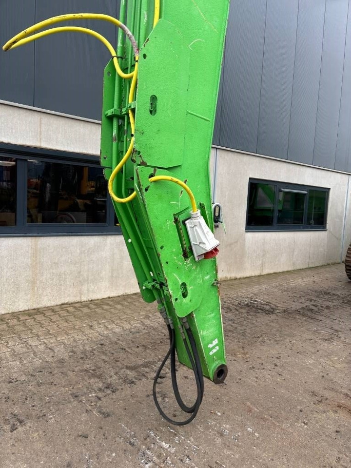 Waste/ Industry handler Sennebogen 835R HD -- Hydr undercarriage -- 835: picture 6 Waste/ Industry handler Sennebogen 835R HD -- Hydr undercarriage -- 835: picture 6