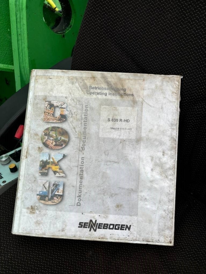 Waste/ Industry handler Sennebogen 835R HD -- Hydr undercarriage -- 835: picture 26 Waste/ Industry handler Sennebogen 835R HD -- Hydr undercarriage -- 835: picture 26