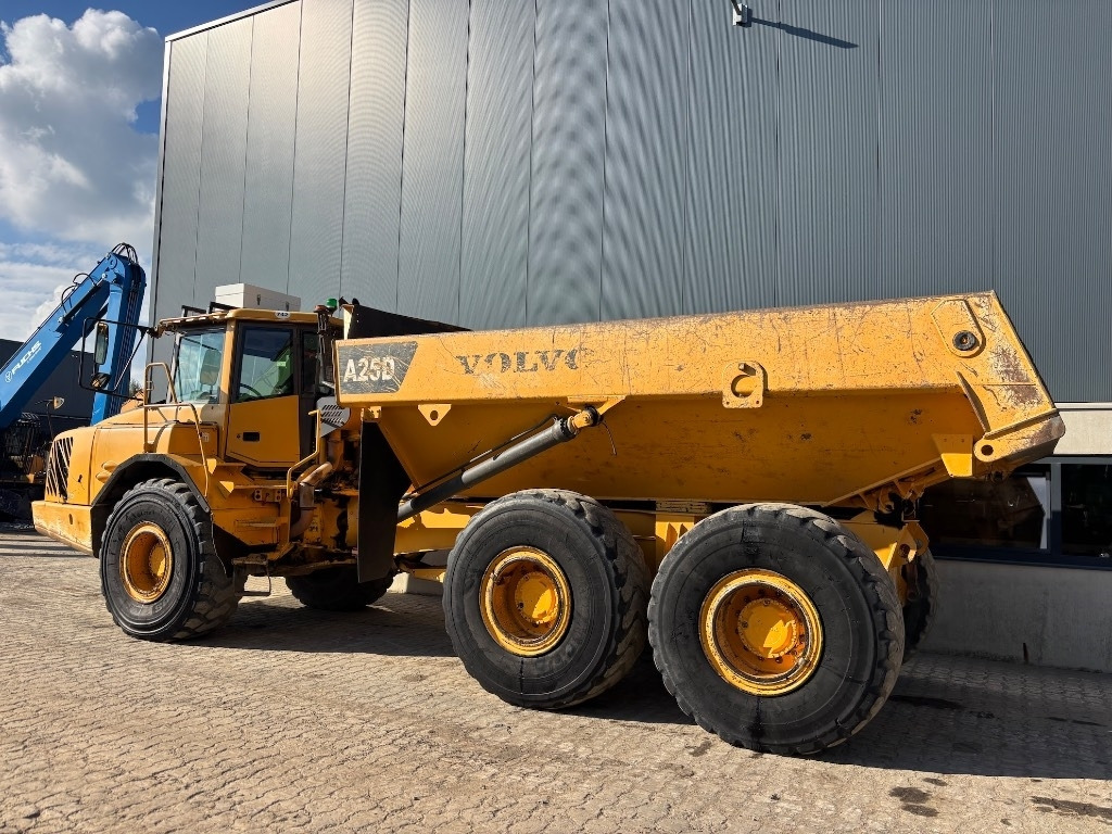 Volvo A 25 D - Articulated dumper: picture 5 Volvo A 25 D - Articulated dumper: picture 5