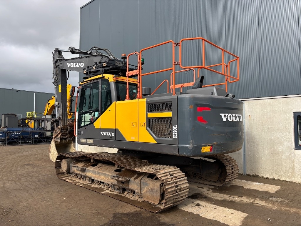 Volvo EC 220 E L - EC220EL - 220EL - Crawler excavator: picture 3 Volvo EC 220 E L - EC220EL - 220EL - Crawler excavator: picture 3