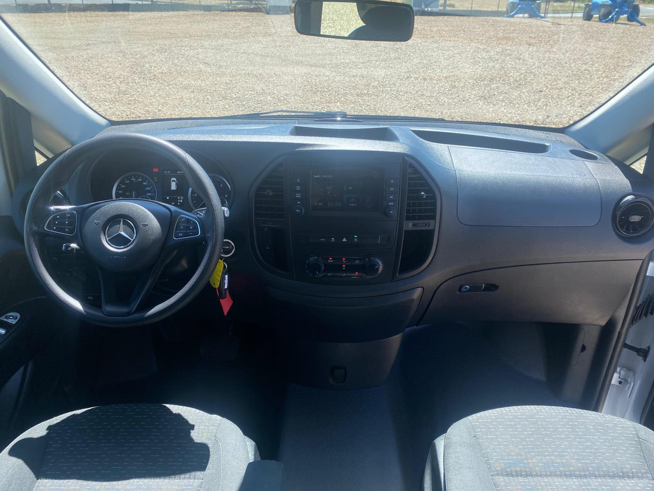 MERCEDES-BENZ Vito Tourer 114 CDI 136 Long Pro 9G-Tronic 8 Places - Passenger van: picture 5 MERCEDES-BENZ Vito Tourer 114 CDI 136 Long Pro 9G-Tronic 8 Places - Passenger van: picture 5