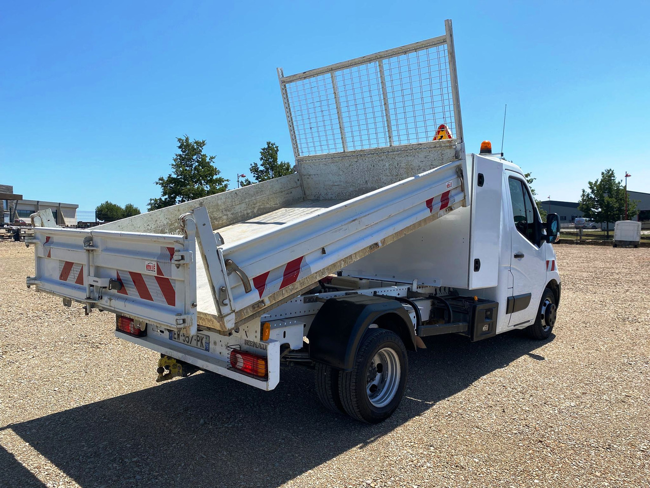 RENAULT Master III 2.3 DCI 165 ENERGY GRAND CONFORT BENNE+COFFRE - Tipper van: picture 3 RENAULT Master III 2.3 DCI 165 ENERGY GRAND CONFORT BENNE+COFFRE - Tipper van: picture 3