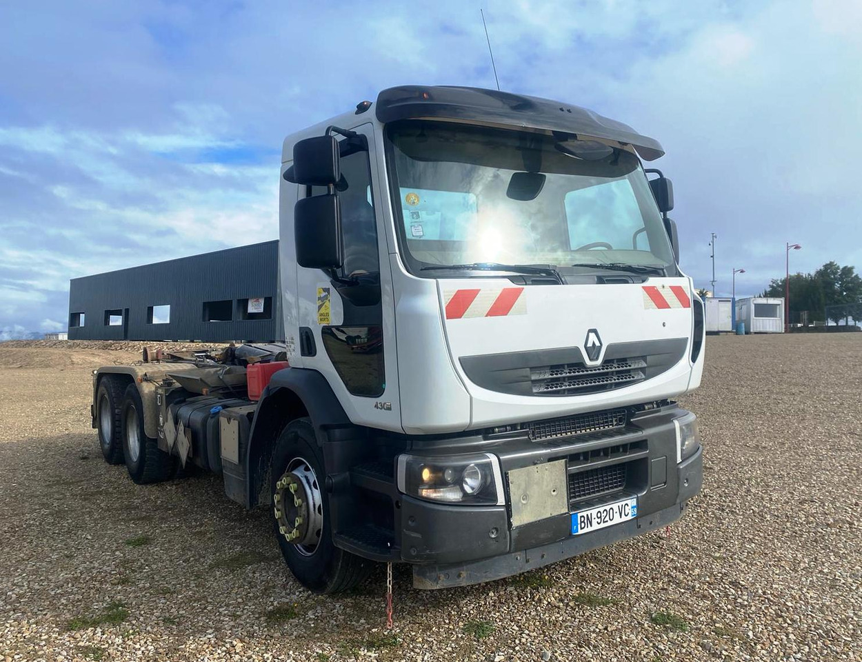RENAULT Premium II Lander 430DXi - Hook lift truck: picture 2 RENAULT Premium II Lander 430DXi - Hook lift truck: picture 2