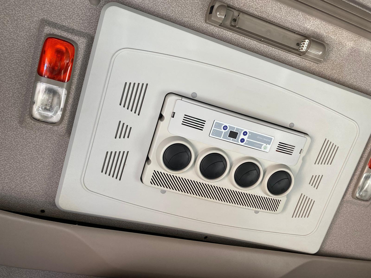 Tractor unit DAF XF 510 Super Space Cab: picture 13