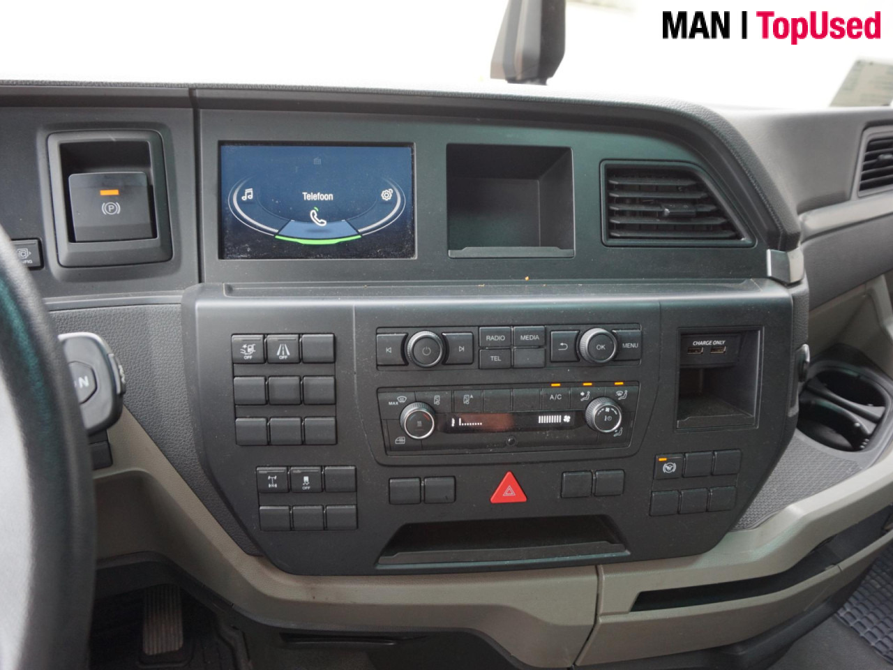 MAN TGX 18.470 BLS 4X2 - Tractor unit: picture 3 MAN TGX 18.470 BLS 4X2 - Tractor unit: picture 3