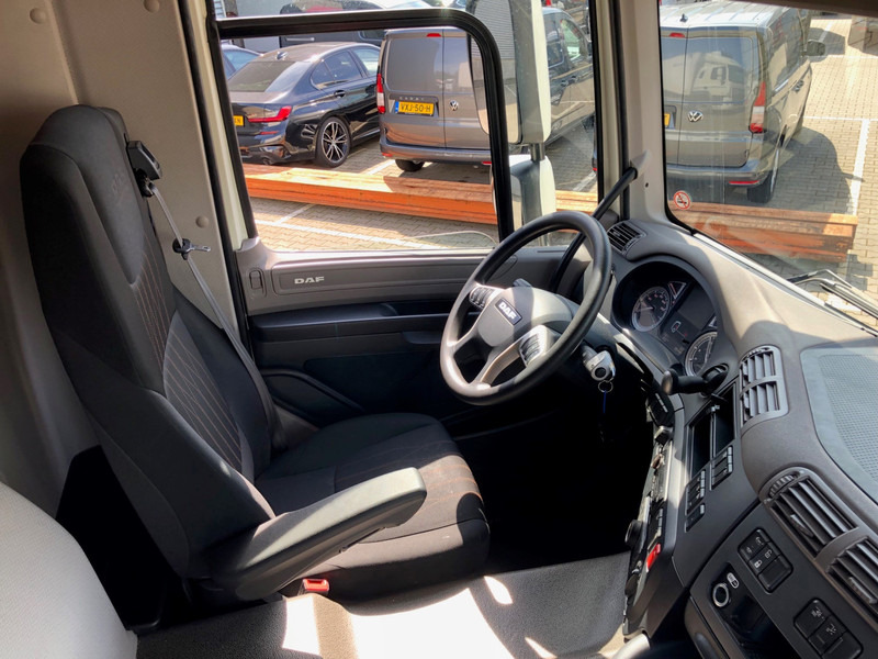 DAF CF 260 FA / Carrier Koeler / Chereau Frigo Box / Laadklep / APK TUV 09-26 - Refrigerator truck: picture 3 DAF CF 260 FA / Carrier Koeler / Chereau Frigo Box / Laadklep / APK TUV 09-26 - Refrigerator truck: picture 3