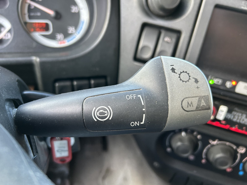 DAF CF 75 310 Euro 5 / Curtainside Box / Loadlift / Trailer Coupling - Curtainsider truck: picture 5 DAF CF 75 310 Euro 5 / Curtainside Box / Loadlift / Trailer Coupling - Curtainsider truck: picture 5