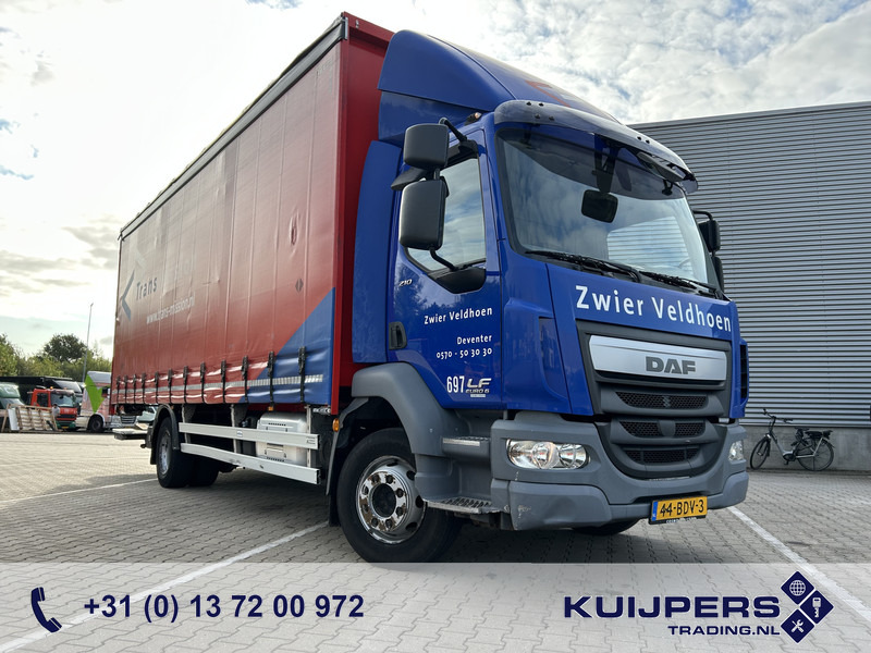 DAF LF 210 FA / 12 Ton / 466 dkm / Curtainside / Loadlift / APK TUV 05-26 - Curtainsider truck: picture 1 DAF LF 210 FA / 12 Ton / 466 dkm / Curtainside / Loadlift / APK TUV 05-26 - Curtainsider truck: picture 1