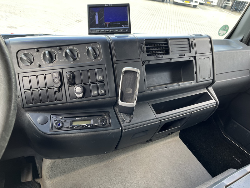 MAN TGL 12.180 / 12 Ton / 781 dkm / Oil Leak / Canvas Box / APK TUV 10-25 - Box truck: picture 5 MAN TGL 12.180 / 12 Ton / 781 dkm / Oil Leak / Canvas Box / APK TUV 10-25 - Box truck: picture 5