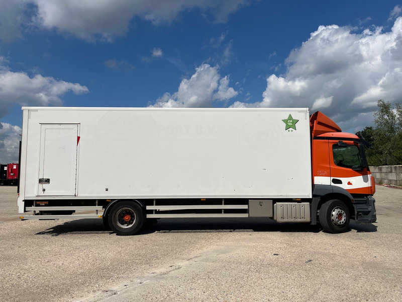 Mercedes-Benz Antos 1824 / 577 dkm / Box 8,3M / Loadlift / APK 04-26 - Box truck: picture 2 Mercedes-Benz Antos 1824 / 577 dkm / Box 8,3M / Loadlift / APK 04-26 - Box truck: picture 2