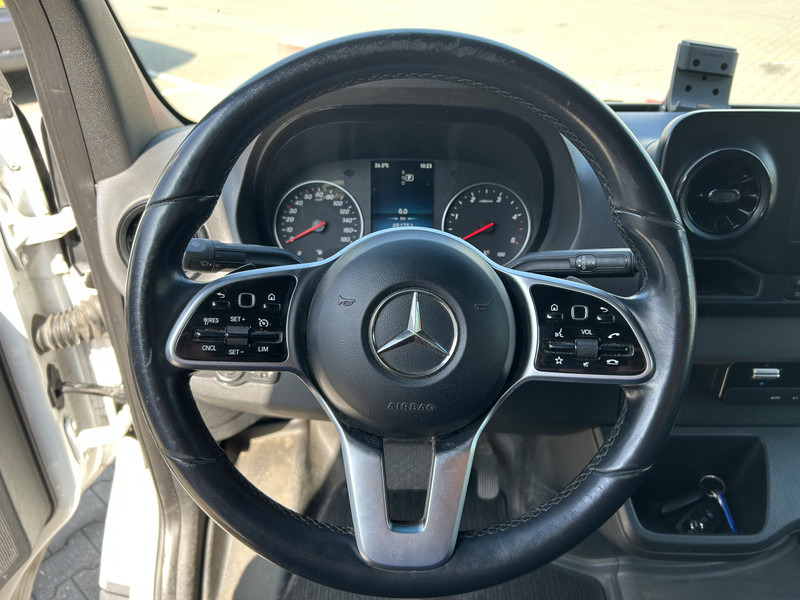 Mercedes-Benz Sprinter 314 2.2 CDI / L4 H2 / Loadlift 650 kg / Navi / APK TUV 01-26 - Panel van: picture 3 Mercedes-Benz Sprinter 314 2.2 CDI / L4 H2 / Loadlift 650 kg / Navi / APK TUV 01-26 - Panel van: picture 3