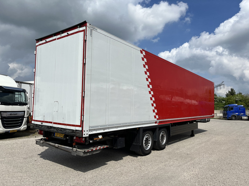 Schmitz Cargobull SCB S2 / Box Trailer / Loadlift - Low loader semi-trailer: picture 2 Schmitz Cargobull SCB S2 / Box Trailer / Loadlift - Low loader semi-trailer: picture 2