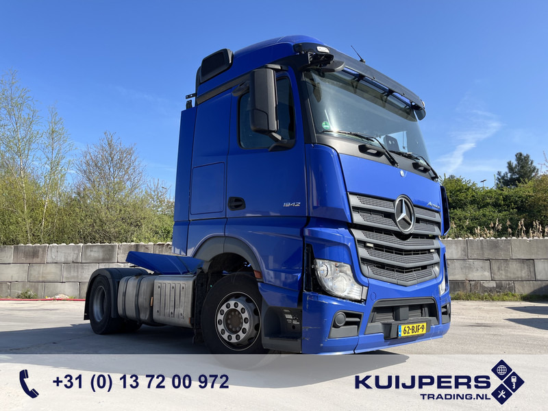 Tractor unit Mercedes-Benz Actros 1842 Streamspace / 945 dkm / 2 Tanks / NL Truck: picture 1