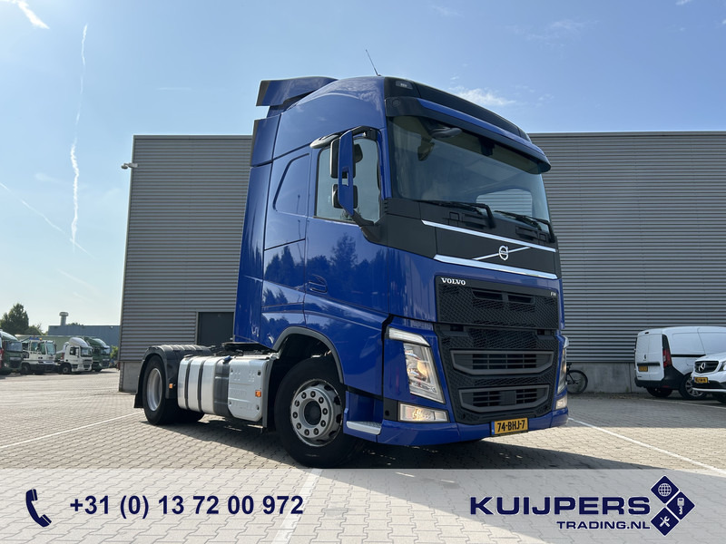 Volvo FH 420 Globetrotter / 921 dkm / 2 Tanks / VEB+ / NL Truck - Tractor unit: picture 1 Volvo FH 420 Globetrotter / 921 dkm / 2 Tanks / VEB+ / NL Truck - Tractor unit: picture 1