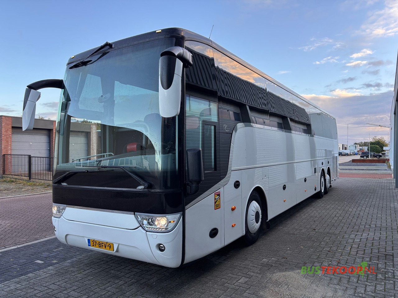 Vanhool TX17 Acron, ROLSTOELBUS - Coach: picture 3 Vanhool TX17 Acron, ROLSTOELBUS - Coach: picture 3