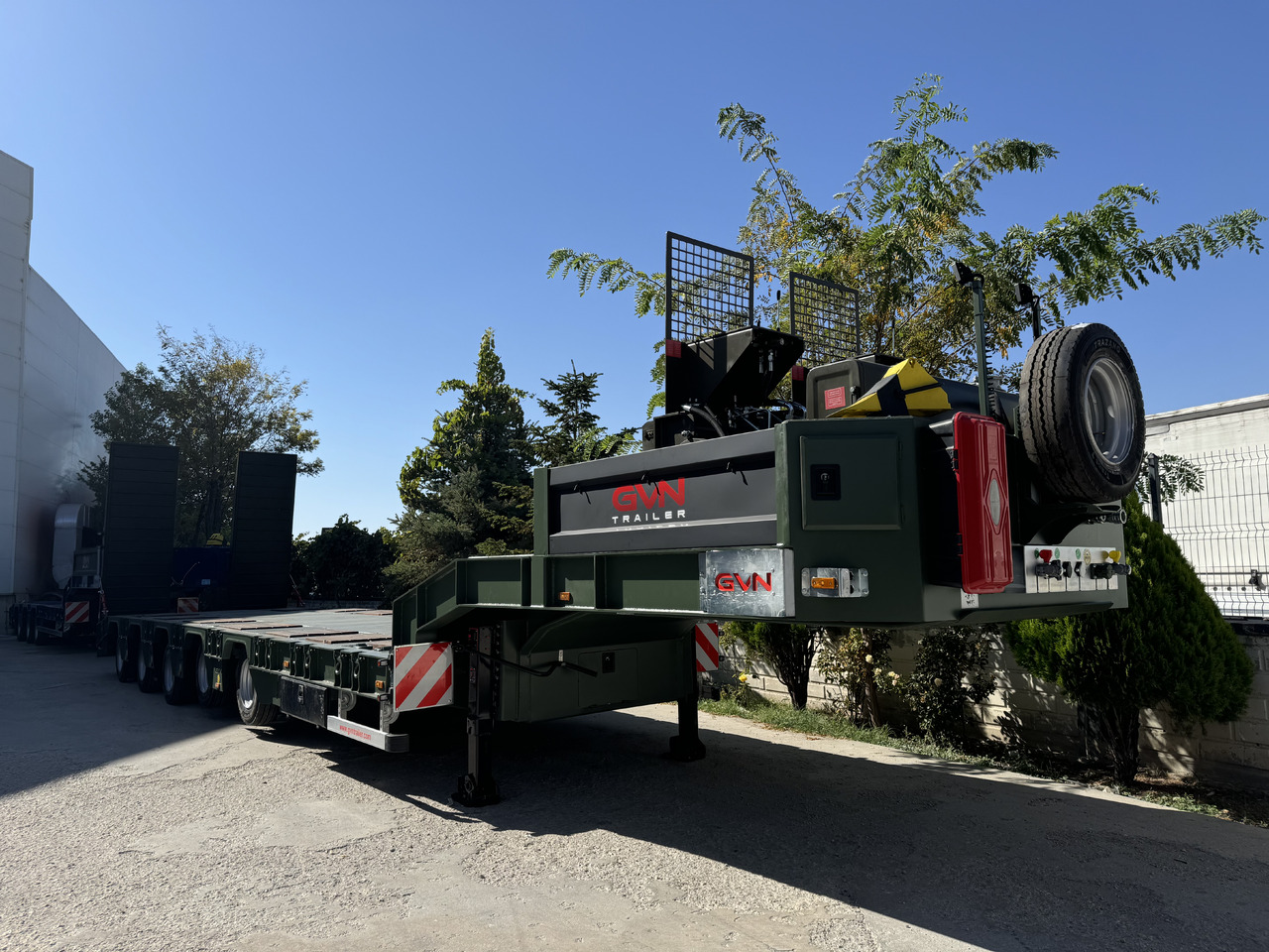 GVN Trailer 5 AXLE LOWBED - Low loader semi-trailer: picture 4 GVN Trailer 5 AXLE LOWBED - Low loader semi-trailer: picture 4