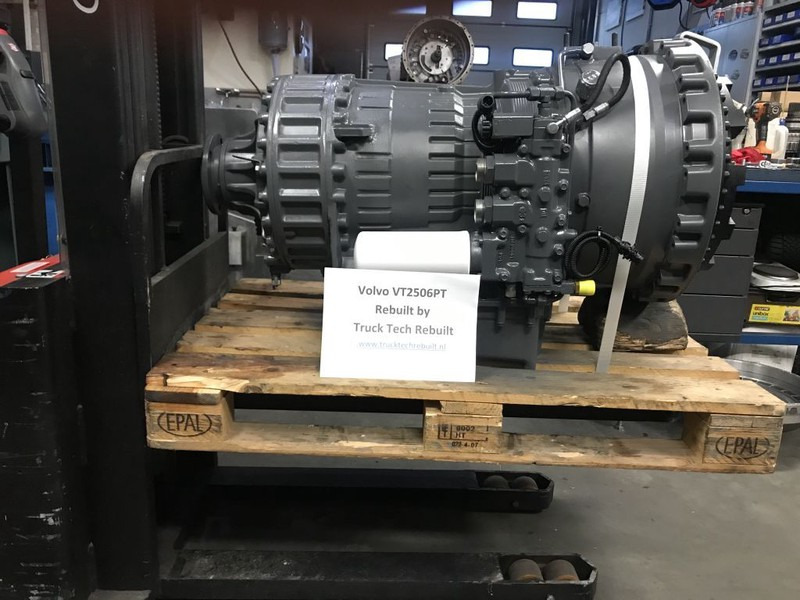 VT2506PT With or Without retarder / With or without second steering pump - Gearbox: picture 2 VT2506PT With or Without retarder / With or without second steering pump - Gearbox: picture 2