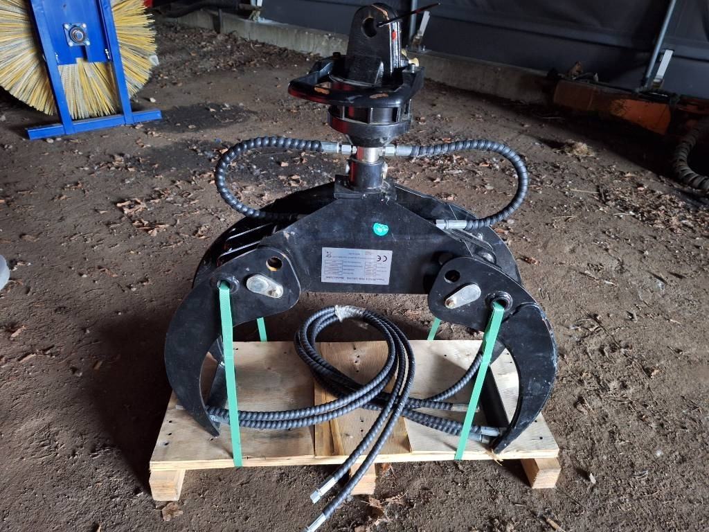 Koura CG800 - Grapple for Forestry equipment: picture 2 Koura CG800 - Grapple for Forestry equipment: picture 2