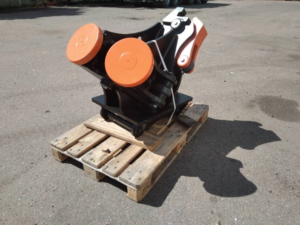 Tarfin RKH-V4 Rail handling device S60 - Construction equipment: picture 5 Tarfin RKH-V4 Rail handling device S60 - Construction equipment: picture 5