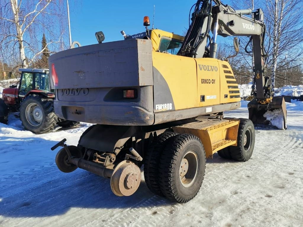 Volvo EW 180 B - Wheel excavator: picture 4 Volvo EW 180 B - Wheel excavator: picture 4