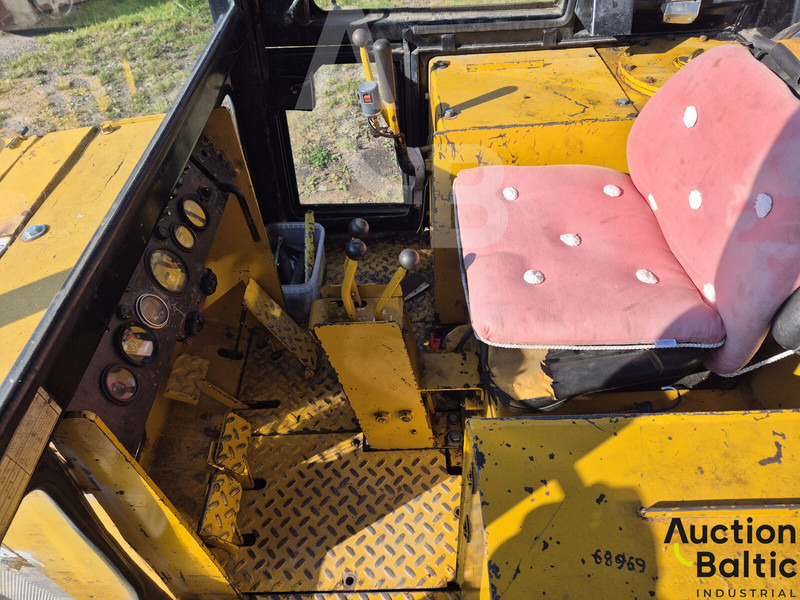 Bulldozer Case 850 B: picture 6