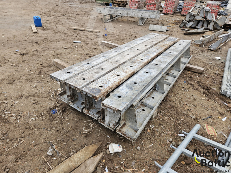 Concrete formwork - Construction machinery: picture 5 Concrete formwork - Construction machinery: picture 5