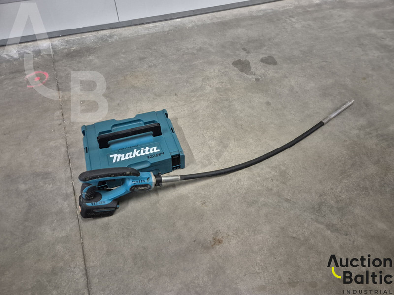 Makita DVR450 - Construction machinery: picture 1 Makita DVR450 - Construction machinery: picture 1