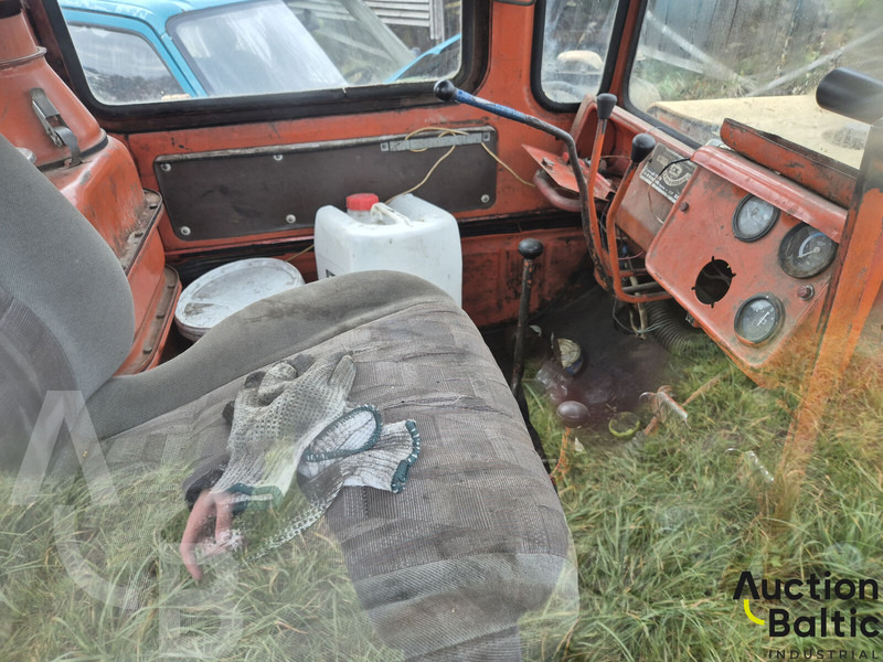 DT 75 - Bulldozer: picture 3 DT 75 - Bulldozer: picture 3