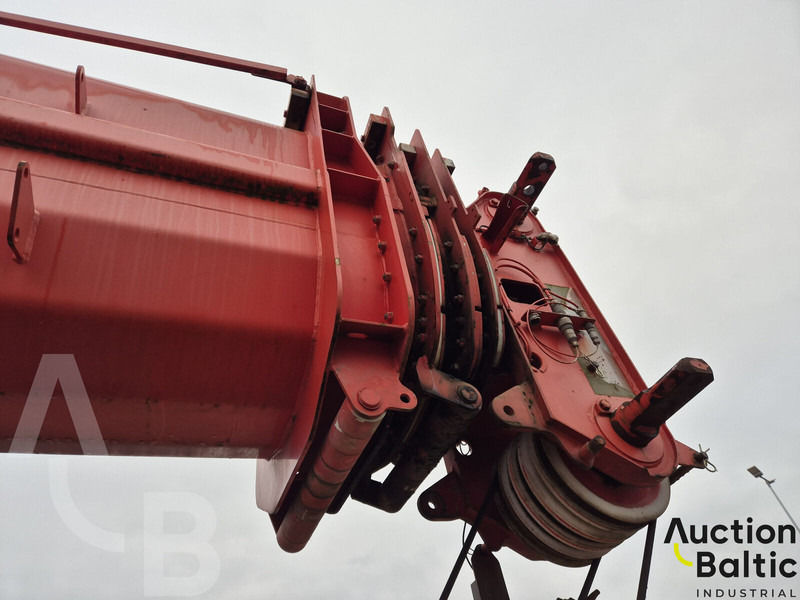 Loader crane Grove GMK 3050: picture 16