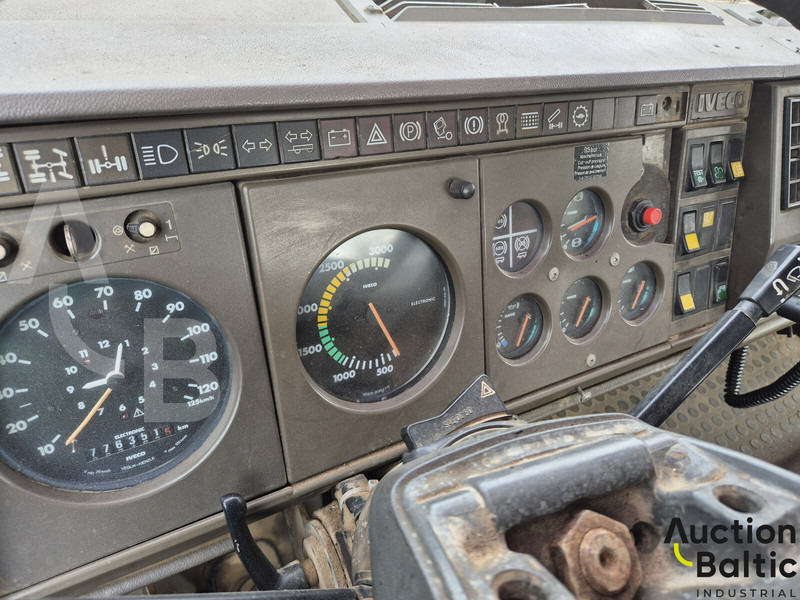 Tank truck Iveco 260-34: picture 9