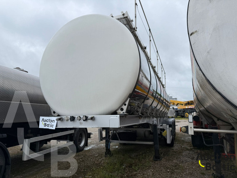 Kässbohrer Tank - Tank semi-trailer: picture 2 Kässbohrer Tank - Tank semi-trailer: picture 2
